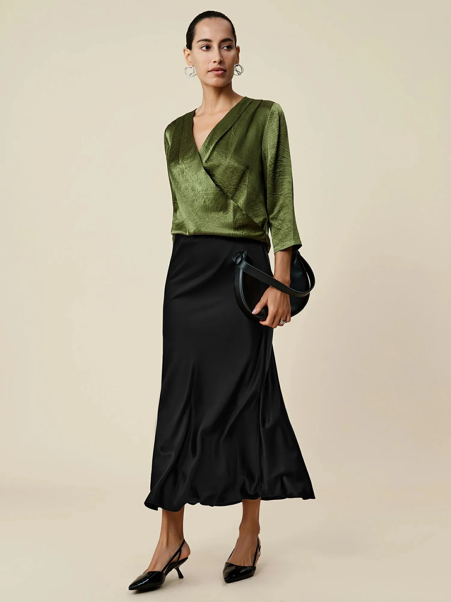 Amoretu 100% Acetate V-Neck Mid-Sleeve Top