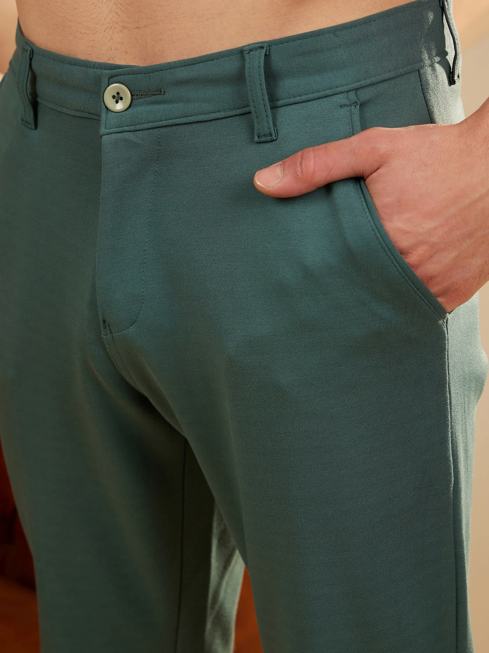 Bottle Green: Textured Stretchable Chinos