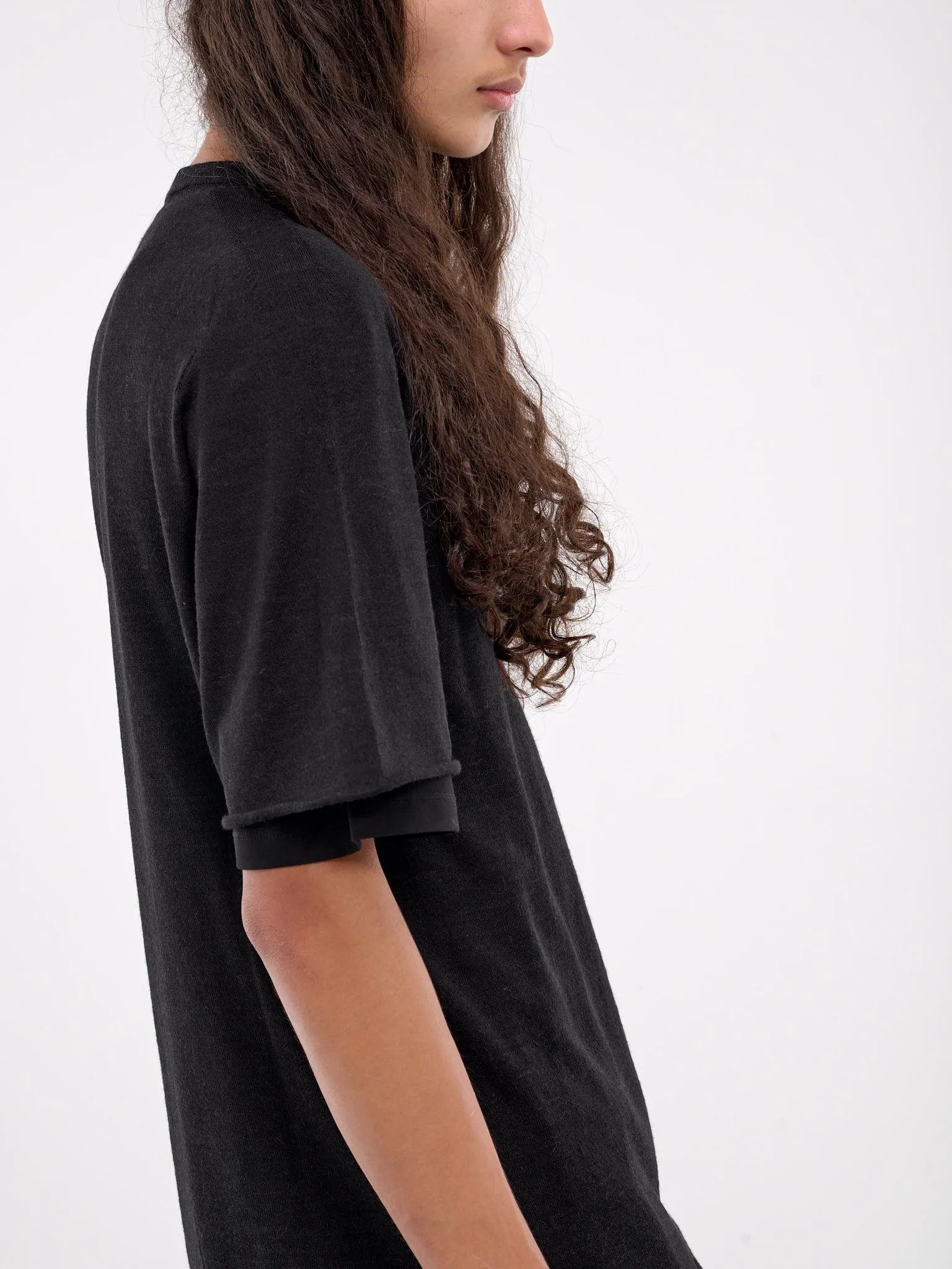 Short Sleeve Sweater (J47FV0108-JTN368-BLACK)